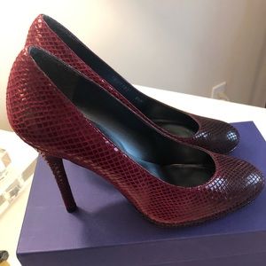 Stuart Weitzman Swoon Pump